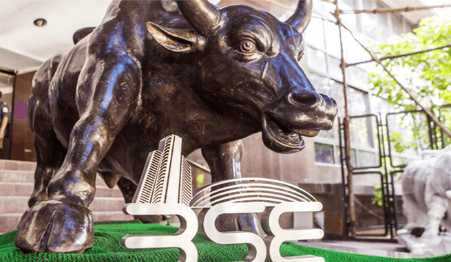 Global Cues Drag The Market Down